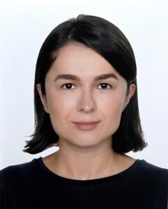 Picture of Elif Özçeşmeci